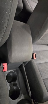 LOKETNÍ OPĚRKA KOMPLETNÍ VW TOURAN 2003-2010