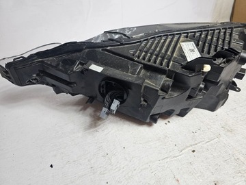 Volvo XC60 17- Фонарь передний левый правый полностью светодиодный 32404703 32404704 США
