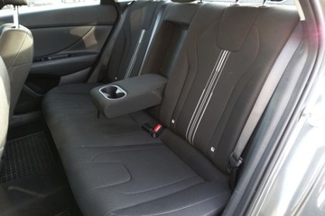 Hyundai Elantra VII Sedan 1.6 MPI 123KM 2023 Hyundai Elantra Bezwypadek Kamera Klima 2stref Tempomat AndroidCarPlay, zdjęcie 8
