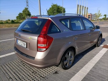 Kia Carens III 2010 Kia Cee'd 2010/zarejestrowany/klima, zdjęcie 15