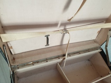 довоенный чемодан, старинный деревянный сундук, антиквариат, старый