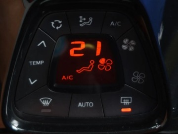 Toyota Aygo II Hatchback 5d 1.0 VVT-i 69KM 2016 Toyota Aygo 1.0 VVT-i, Salon Polska, zdjęcie 12