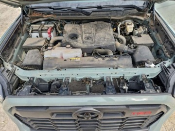 Toyota Tundra II 2024 Toyota Tundra Crewmax Sr 2024 3.4 Benzyna 389KM, zdjęcie 6