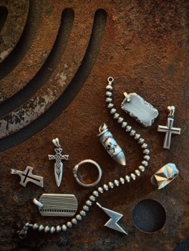 Srebrny pierścień VEGVISIR WITH RUNES 19.5