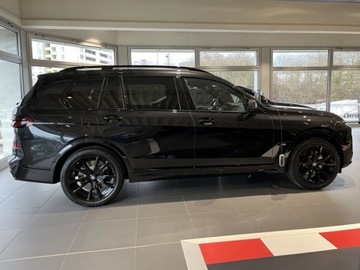 BMW X7 SUV M Facelifting 4.4 M60i 530KM 2025 BMW X7 M60i xDrive Suv 4.4 (530KM) 2025, zdjęcie 1