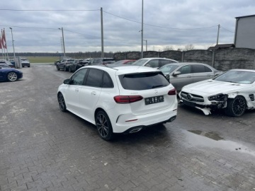 Mercedes Klasa B W247 Sports Tourer 2.0 220 190KM 2019 Mercedes B 220 AMG line 4Matic Skóra Kamery, zdjęcie 3