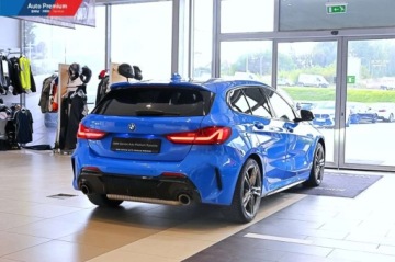BMW Seria 1 F40 Hatchback M 2.0 M135i 306KM 2021 BMW Seria 1 M135i xDriveFV23Hamulec Sportowy MPakiet Aerodynamiczny MFotel, zdjęcie 17