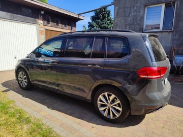 Volkswagen Touran III 1.6 TDI 115KM 2017 VOLKSWAGEN TOURAN 2017 1.6 TDI , 7 OSÓB, zdjęcie 4