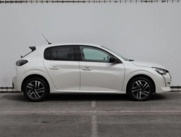 Peugeot 208 II Hatchback 1.2 PureTech 130KM 2022 Peugeot 208 1.2 PureTech, Salon Polska, zdjęcie 5