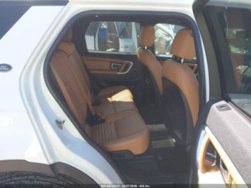 Land Rover Discovery Sport 2018 Land Rover Discovery Sport Hse Lux, 2018r., 4x4, 2.0L 2.0 Benzyna 237KM, zdjęcie 7