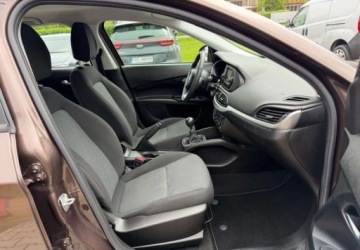 Fiat Tipo II Station Wagon 1.4 T-Jet 120KM 2019 Fiat Tipo Fiat Tipo 1.4 T-Jet 16v Pop 1.4 Benzyna 120KM, zdjęcie 10