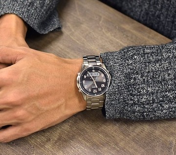 ЧАСЫ CASIO LCW-M100TSE-1A2 С СОЛНЕЧНЫМИ САПФИРАМИ И ТИТАНОМ