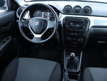 Suzuki Vitara III SUV 1.6 VVT 120KM 2017 Suzuki Vitara 1.6 VVT, Salon Polska, Serwis ASO, zdjęcie 6