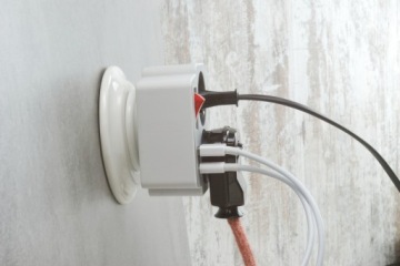 розетка-разветвитель с выключателем и USB-розетка с USB-портом чердак своими руками