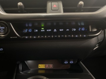 Lexus UX 2025 Lexus UX 300h Omotenashi Lexus UX 300h Omotenashi,, zdjęcie 20