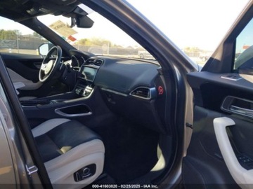 Jaguar F-Pace 2019 Jaguar F-Pace 25T R-Sport 2019 2.0l 2.0 Benzyna 247KM, zdjęcie 9