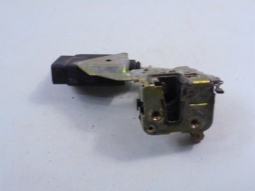 MITSUBISHI CARISMA DA ZÁMEK DVEŘE ZADNÍ PRAVÝ 95-99 5D 2PIN
