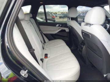 BMW X5 G05 2024 BMW X5 xDrive40I 2024 3.0l 3.0 Benzyna 375KM, zdjęcie 12