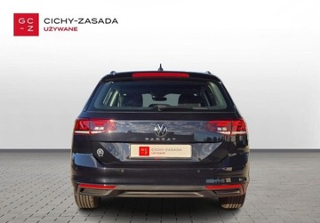 Volkswagen Passat B8 Variant Facelifting 2.0 TDI SCR 200KM 2022 Volkswagen Passat Variant 2.0TDI 200KM DSG BusinessPremium HAK Kamera LED, zdjęcie 3