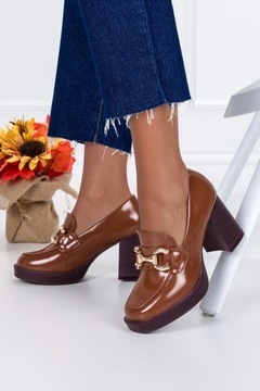 ЛЕГКИЕ ЛОФЕРЫ ЖЕНСКИЕ С ЗОЛОТОЙ ПРЯЖКОЙ, МЯГКОЙ ВСТАВКОЙ, размер 39