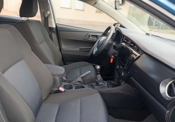 Toyota Auris II Hatchback 5d Dual VVT-i 100 99KM 2014 Toyota Auris Kupiony w Polsce - benzyna - przebieg 119.000 km 1.3 Benzyna, zdjęcie 11