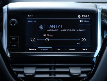 Peugeot 208 I Hatchback 5d Facelifting 1.2 PureTech 82KM 2019 Peugeot 208 1.2 PureTech, Salon Polska, Klima, zdjęcie 11