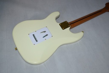 HARLEY BENTON ST-62 DLX OW ГИТАРА STRATOCASTER