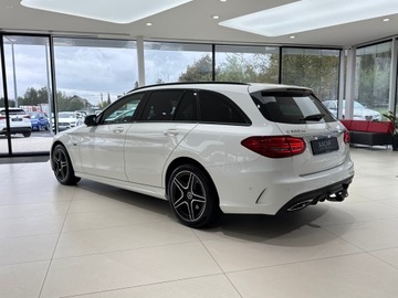 Mercedes Klasa C W205 Kombi Facelifting HYBRYDA 2.0 300 de 306KM 2021 Mercedes-Benz C 300 AMG Line Plug In / 1 właścicie, zdjęcie 1