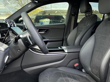 Mercedes GLC C254/X254 2025 MERCEDES-BENZ GLC 200 d 4-Matic AMG Line 2.0 (163KM) 2025, zdjęcie 3