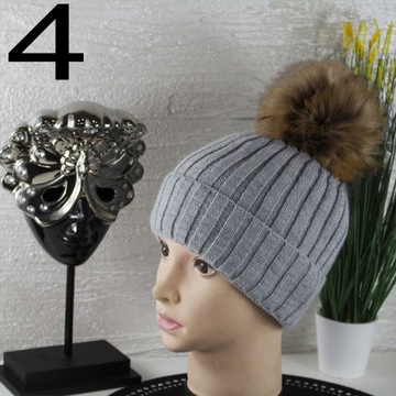 CZAPKA damska z pomponem ALA' JENOT PRODUCENT PL