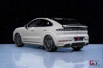 Porsche Cayenne III 2025 Porsche Cayenne GTS Coupe 2025 4.0 Benzyna 510KM, zdjęcie 3