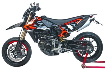 DUCATI 698 MONO 24-26 карбон CMT хвостовик подвески крышка CUBAMOTO