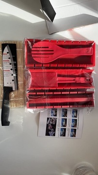 НАБОР ДЛЯ ПРИГОТОВЛЕНИЯ СУШИ, 12 НАБОРОВ, БАМБУКОВЫЙ КОВРИК, РОЛЛ, НОЖ, ПОДАРОК