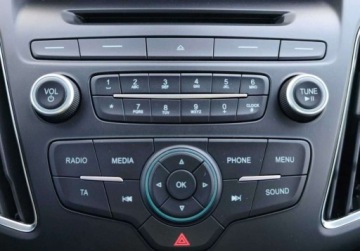 Ford Focus III Sedan Facelifting 1.6 Ti-VCT 125KM 2017 Ford Focus Wolnossacy, salon Polska, tempomat, SYNC 1.6 Benzyna 125KM, zdjęcie 24
