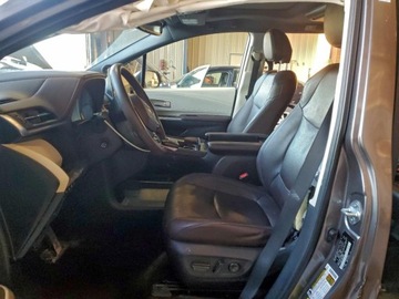 Toyota Sienna III 2023 Toyota Sienna Limited 2023 2.5 Hybryda 245KM, zdjęcie 2