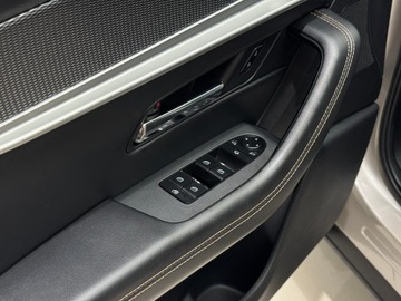 Mazda CX-60 2.5 e-Skyactiv 328KM 2022 Mazda CX-60 Exclusive line / 4x4 / Plug In / HUD /, zdjęcie 18