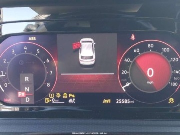 Volkswagen Golf VIII 2023 Volkswagen Golf 2.0T 40th Anniversary Edition 2023 2.0 Benzyna 241KM, zdjęcie 11