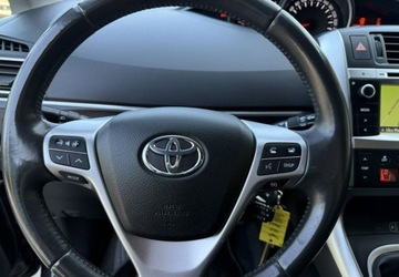 Toyota Verso Minivan Facelifting 1.6 Valvematic 132KM 2015 Toyota Verso 1,6 132KM Klimatronik Navi Serwis 7-osobowy 1.6 Benzyna 132KM, zdjęcie 15