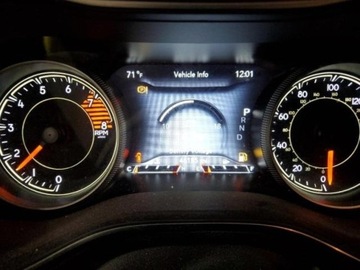 Jeep Cherokee V 2020 Jeep Cherokee 2020r., Limited, od ubezpieczalni 3.2 Benzyna 271KM, zdjęcie 10