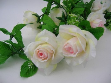 ИСКУССТВЕННЫЕ ЦВЕТЫ КРЕМОВАЯ ГИРЛАНД, УЗОР А, 150СМ