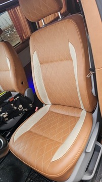 Volkswagen Caravelle T5 Caravelle Facelifting długi rozstaw osi 2.0 TDI 140KM 2011 Vw t5.1 2,0tdi 140KM DSG long Skóry Alkantary Gwint Alu 20&quot; audio JEDYNY!!!, zdjęcie 16