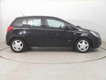 Opel Corsa D Hatchback 1.4 Twinport ECOTEC 90KM 2009 Opel Corsa 1.4, Klima, Tempomat, zdjęcie 5