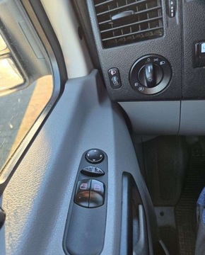 Volkswagen Crafter I Kombi 2.5 TDI 109KM 2010 Volkswagen Crafter Auto po duzym serwisie Nowy Rozrzad, Olej, filtry Zarej, zdjęcie 13