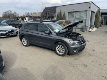 Volkswagen Tiguan II SUV 1.4 TSI 125KM 2018 Volkswagen Tiguan Klimatronik Podgrzewanie