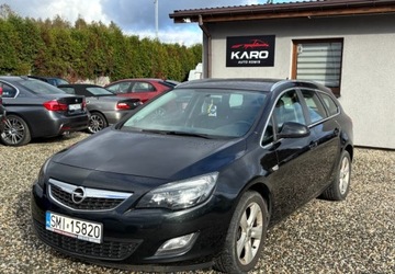 Opel Astra J Sports Tourer 2.0 CDTI ECOTEC 165KM 2012 Opel Astra 2012 r. 2.0 Diesel 165KM, zdjęcie 1