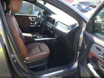 Mercedes GLA II 2021 Mercedes-Benz GLA 35 AMG 4Matic 2021 2.0l 2.0 Benzyna 302KM, zdjęcie 9