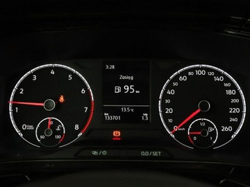 Volkswagen T-Cross SUV 1.0 TSI 95KM 2019 Volkswagen T-Cross klimatyzacja grzane fotele, zdjęcie 21