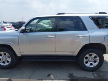 Toyota 2021 Toyota 4-Runner SR5 2021 4.0l 4.0 Benzyna 270KM, zdjęcie 2