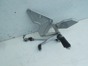 Set podnóżek lewy przód Suzuki Bandit 400