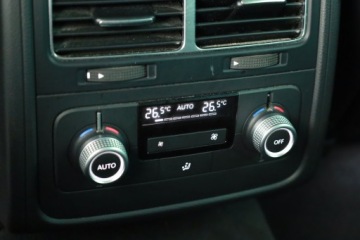 Volkswagen Touareg II SUV Facelifting 3.0 V6 TDI BlueMotion 262KM 2015 VW Touareg 3.0 TDI, Salon Polska, 258 KM, 4X4, zdjęcie 9